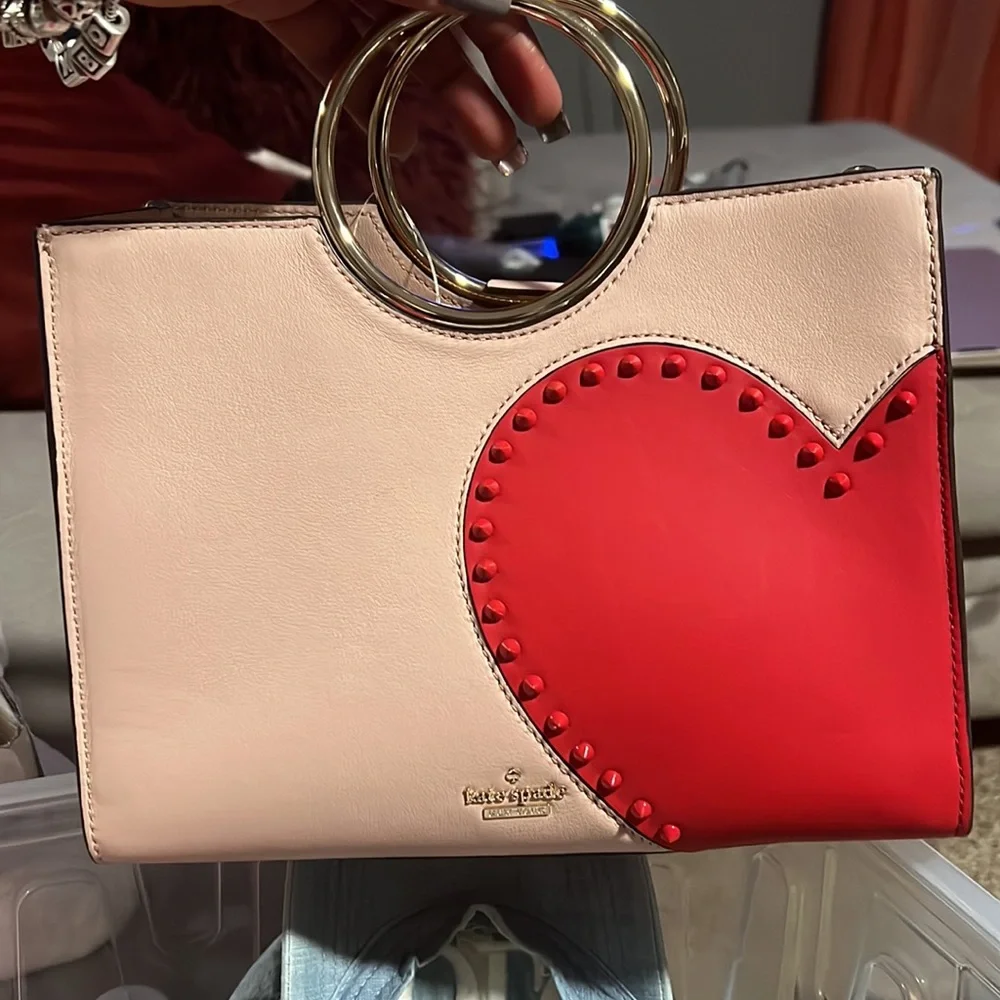 Kate spades Valentines purse - Picture 2 of 4
